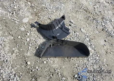 2014 Ford Fiesta Se из США, поврежденный, VIN 3FADP4BJ8EM233001